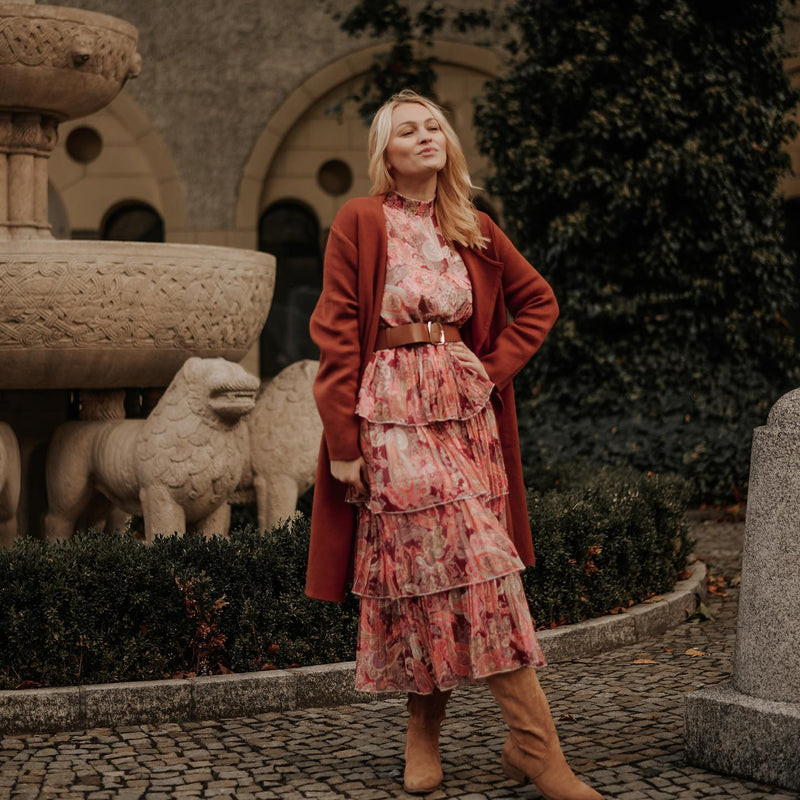 Rochie Ally cu imprimeu deosebit si curea in talie