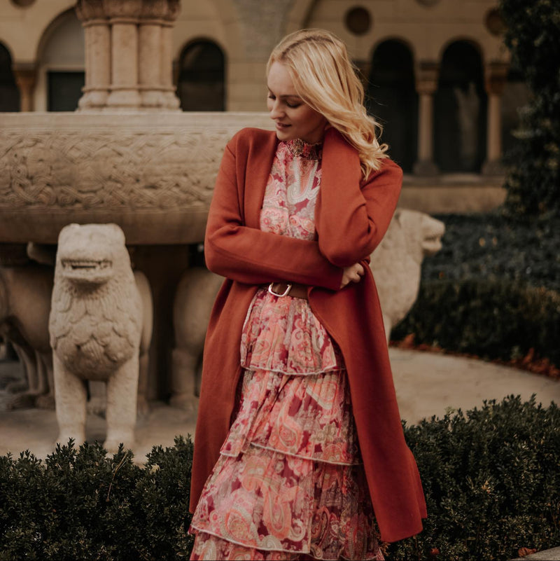 Rochie Ally cu imprimeu deosebit si curea in talie