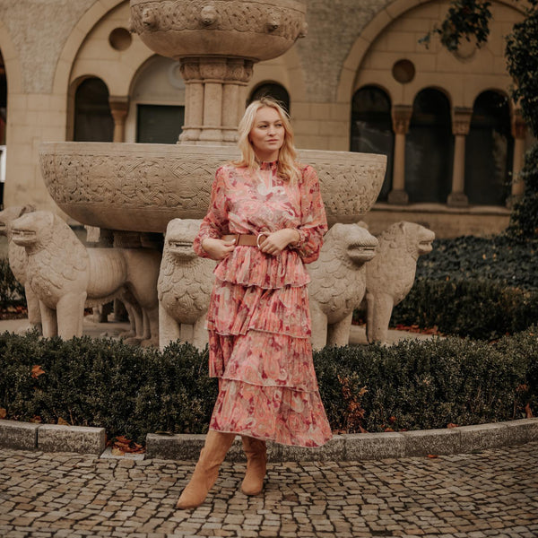 Rochie Ally cu imprimeu deosebit si curea in talie