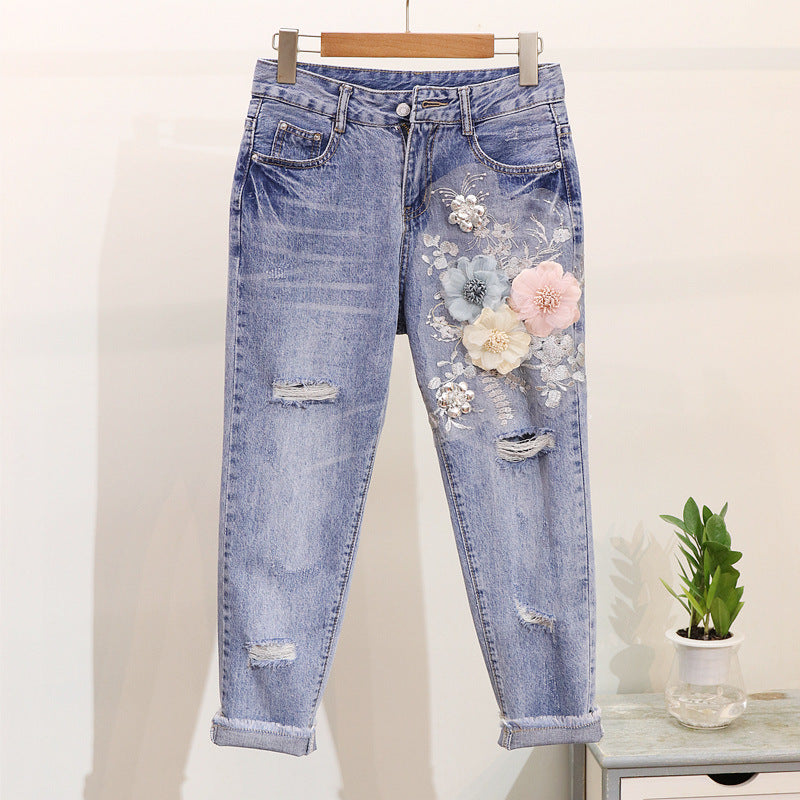 Set Berdine roz compus din tricou si pantaloni cu detalii florale