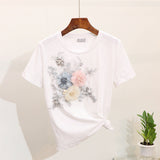 Set Berdine roz compus din tricou si pantaloni cu detalii florale