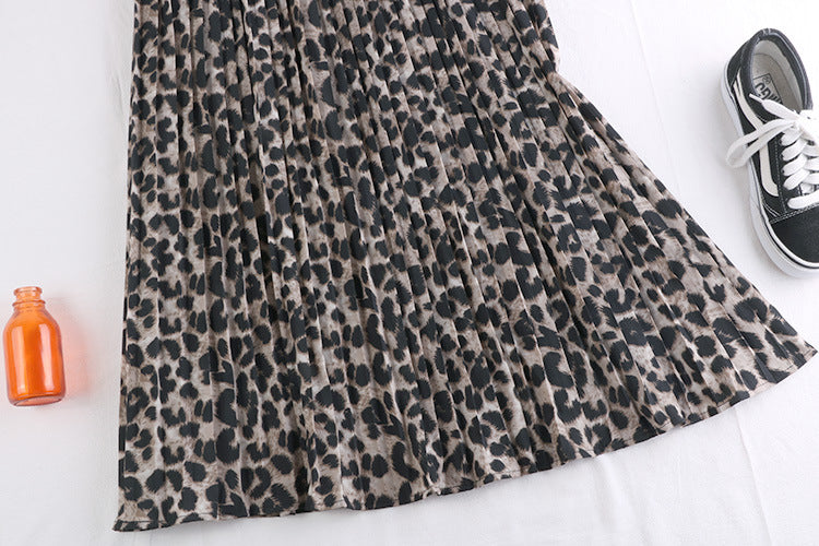 Fusta Vandana maro deschis cu animal print