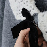 Bluza Galda din tricot cu guler lat si funda