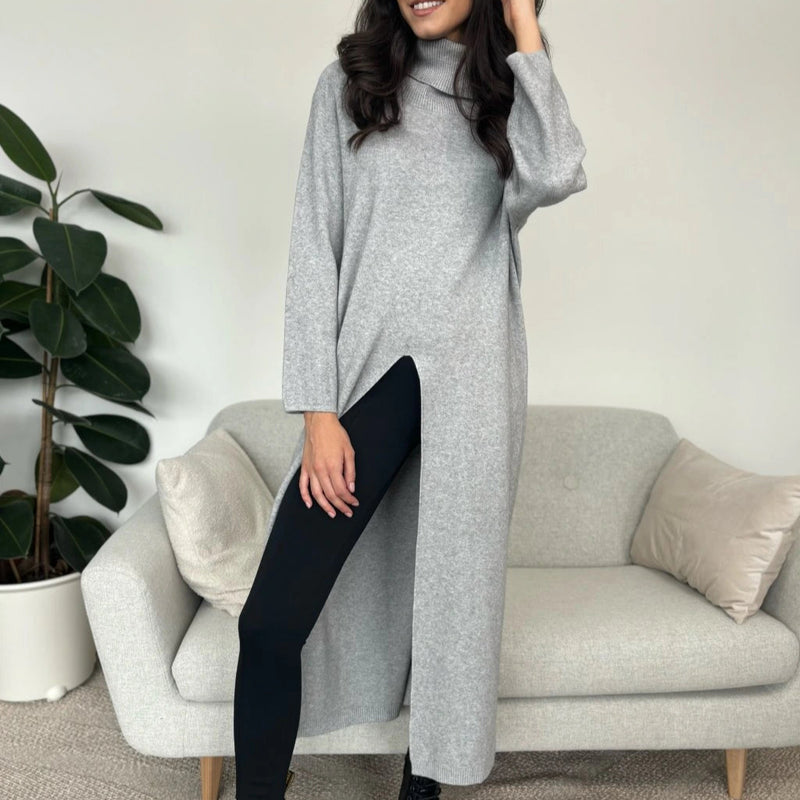 Pulover Zuella lung tricotat cu croi larg si slit frontal