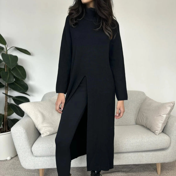 Pulover Zuella lung tricotat cu croi larg si slit frontal