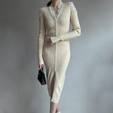 Rochie Carita crem cu umeri goi accesorizati cu dantela