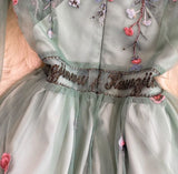 Rochie Laila verde cu broderie florala