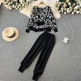 Set Amissa negru compus din pantaloni, top si jerseu cu fermoar