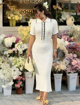 Rochie Ella alba cu guler polo din tricot reiat