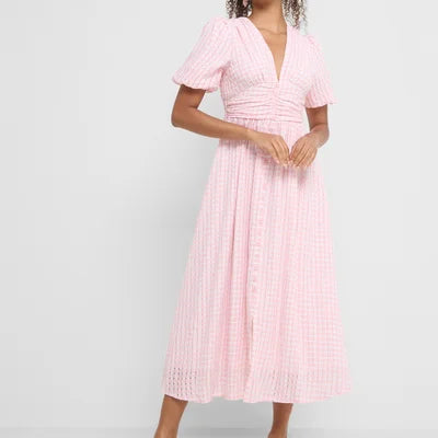 Rochie Ondine roz cu maneci scurte bufante si material texturat in carouri