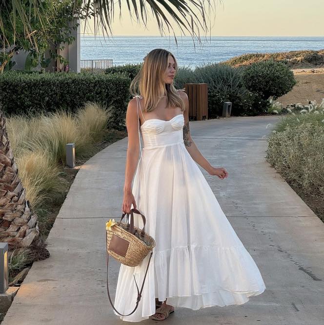 Rochie Hara cu bretele si croi tip corset in talie
