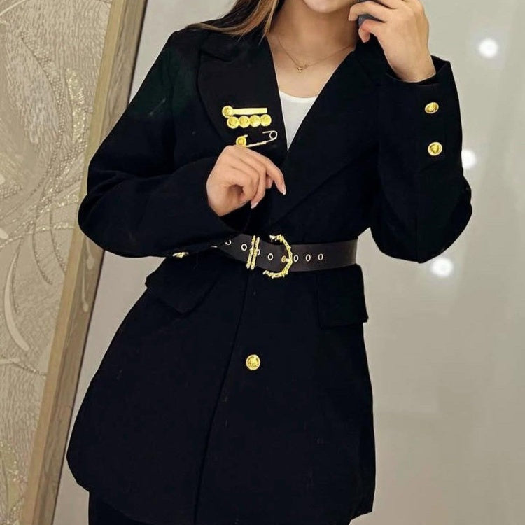 Set Nereida compus din sacou si pantaloni scurti