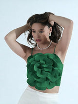 Top Hadley verde cu bretele si floare tridimensionala
