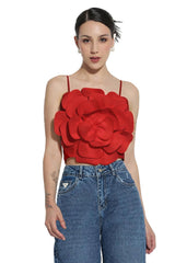 Top Hadley rosu cu bretele si floare tridimensionala