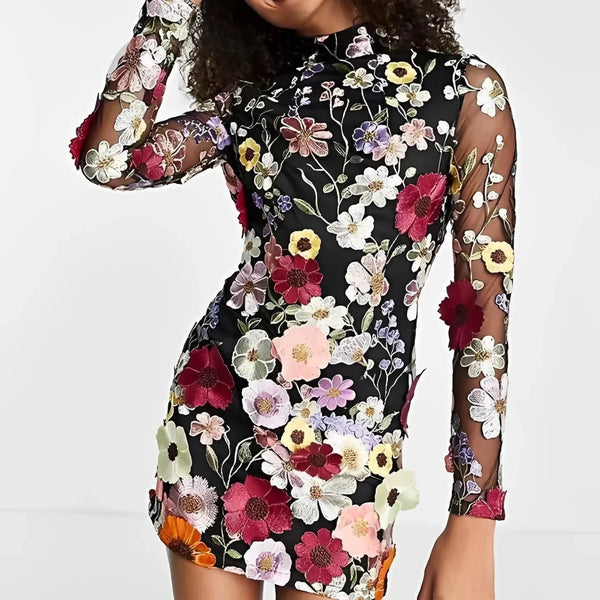 Rochie Royce neagra cu broderie florala