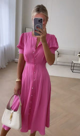 Rochie Afrodita roz cu nasturi tip perle si maneci bufante