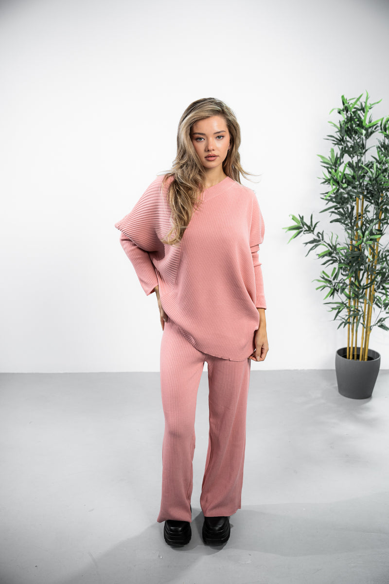 Set Kay crem compus din doua piese din tricot