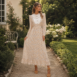 Rochie Janua cu guler elegant accesorizat cu dantela