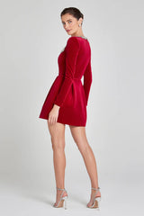 Rochie Ozana din catifea cu decolteu patrat accesorizat cu cristale