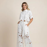 Set Cattina compus din camasa si pantaloni cu broderie florala