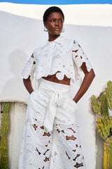 Set Cattina compus din camasa si pantaloni cu broderie florala