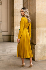 Rochie Bailey roz cu curea accesorizata