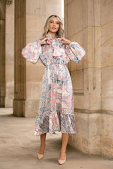 Rochie Serdina albastra cu imprimeu floral si snur in talie