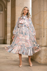 Rochie Serdina albastra cu imprimeu floral si snur in talie