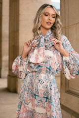 Rochie Serdina albastra cu imprimeu floral si snur in talie