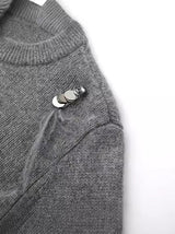 Jerseu Clio cu accesorii din pene si paiete