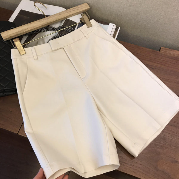 Pantaloni scurti Yana cu buzunare laterale