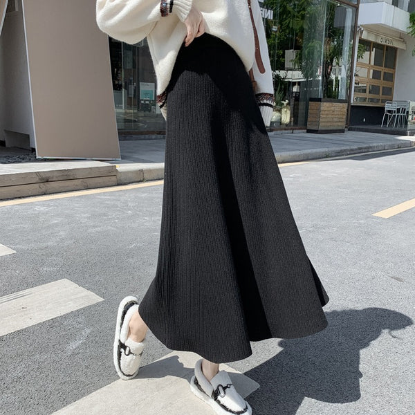 Fusta Kayla neagra din tricot cu banda elastica in talie