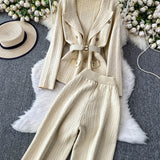 Compleu Emyra din tricot compus din jerseu si pantaloni