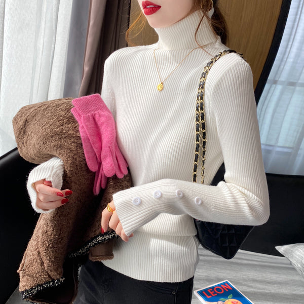 Bluza Raella alba din tricot reiat cu nasturi la mansete