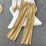 Compleu Sarina bej compus din bluza si pantaloni din tricot