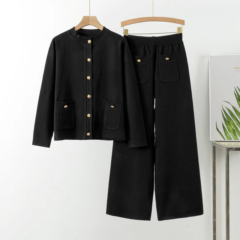 Set Jessy negru compus din jerseu si pantaloni
