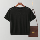 Tricou Emrin negru din tricot accesorizat cu perle pe umeri