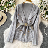 Compleu Emyra din tricot compus din jerseu si pantaloni