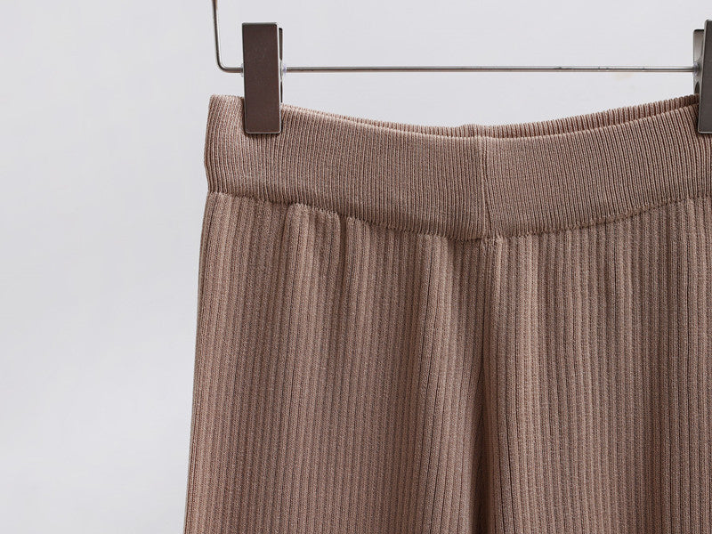 Set Mandinga bej compus din pantaloni si bluza