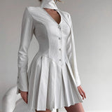 Rochie Reuka accesorizat cu esarfa