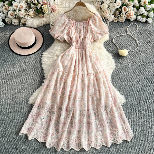 Rochie Tazima cu decolteu patrat si fundite decorative