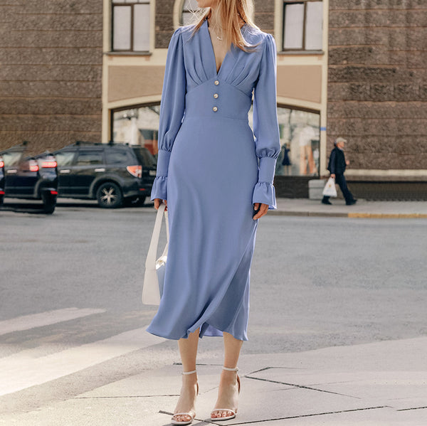 Rochie Iania albastra cu decolteu in V si nasturi decorativi