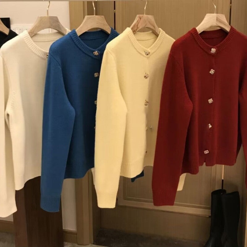 Jerseu Enisa rosu cu nasturi metalici eleganti