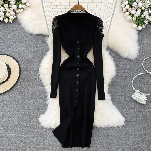 Rochie Carita neagra cu umeri goi accesorizati cu dantela