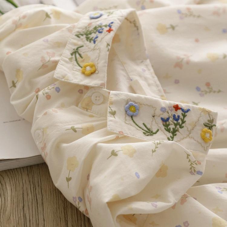Camasa Antonette cu broderie florala la guler