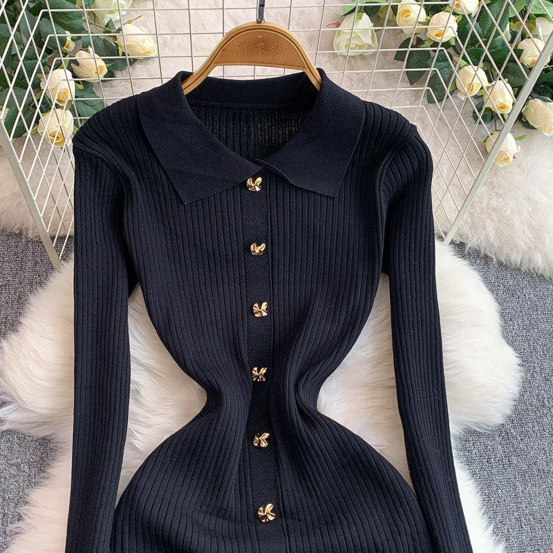 Rochie Ianthe cu nasturi aurii