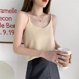 Top Minda crem cu bretele accesorizate cu perle