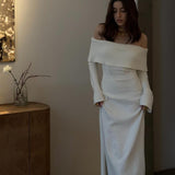 Rochie Callidora din tricot cu decolteu barcuta si reiatiI