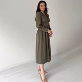Rochie Aralyn cu nasturi imbracati si talie accentuata