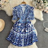 Rochie mini Posana cu nasturi imbracati